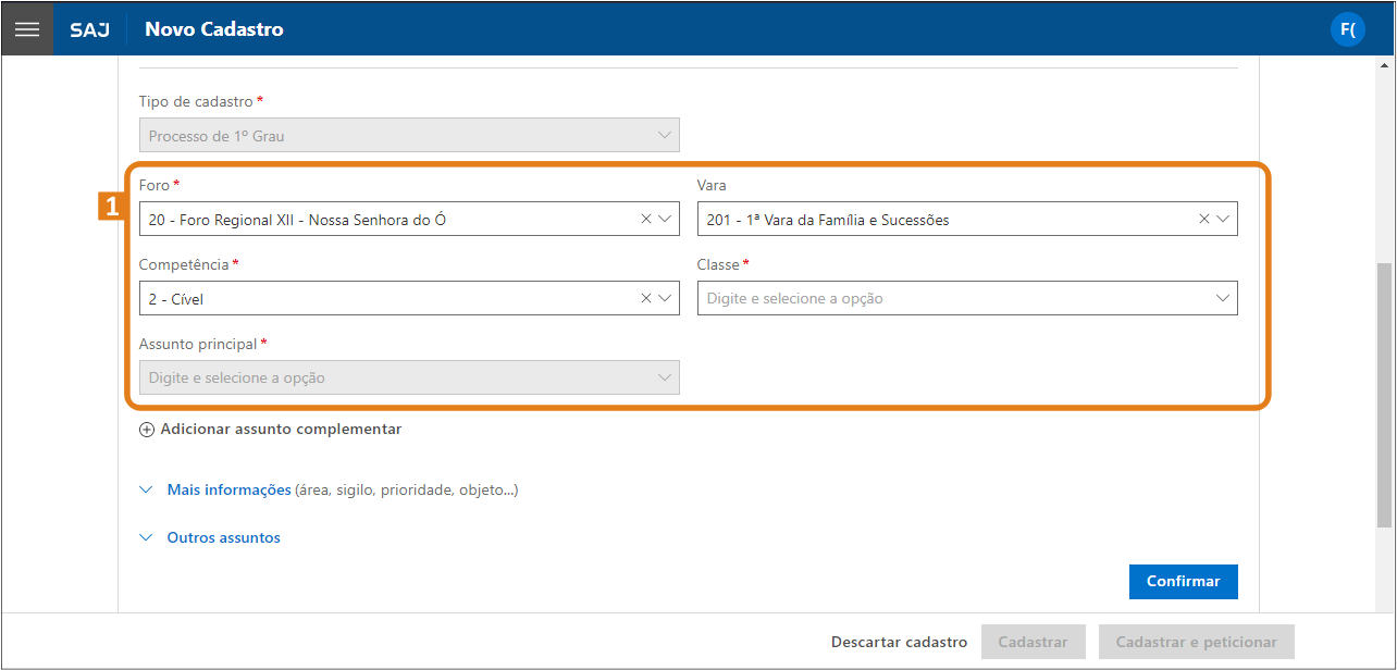 Tela “Novo cadastro” do SAJ com campos de Foro, Vara, Competência, Classe e Assunto destacados em laranja.
