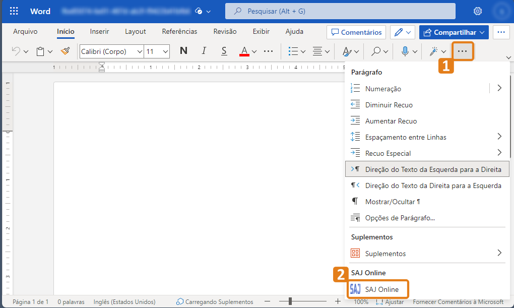 Interface do Microsoft Word com dois destaques em laranja: no canto superior direito da seção “Parágrafo”, botão de reticências verticais para abrir menu suspenso; na parte inferior do menu, opção “SAJ Online”