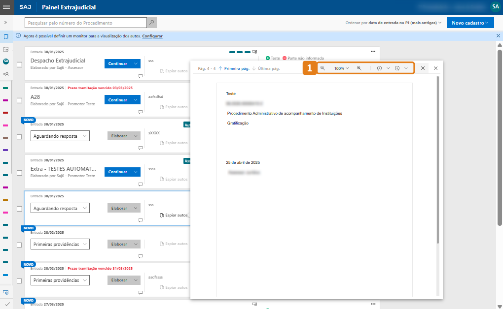 Tela do Painel Extrajudicial do SAJ com lista de autos. À direita, documento aberto mostrando texto. Destaque em laranja para barra superior com ícones de visualização, zoom e navegação entre páginas